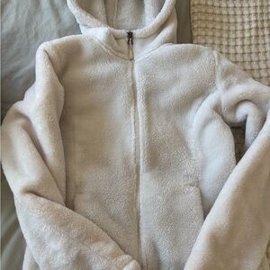 Cozy White Fleece Zip-Up Hoodie